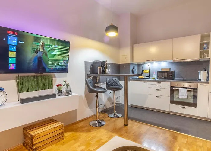 Working Place, Netflix, 4k Tv, Heart Of *